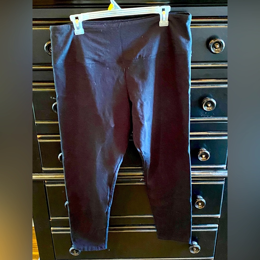 Bass Pro Shop Black Leggings